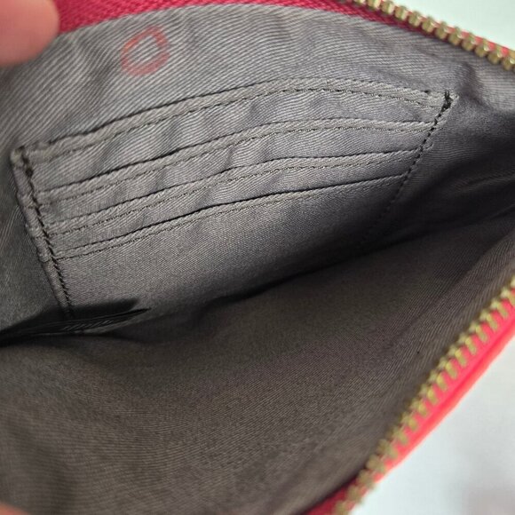 Fossil Pebbled Cowhide Leather Keely Colorblock Pouch Dark Red Pink/Coral - Picture 8 of 9